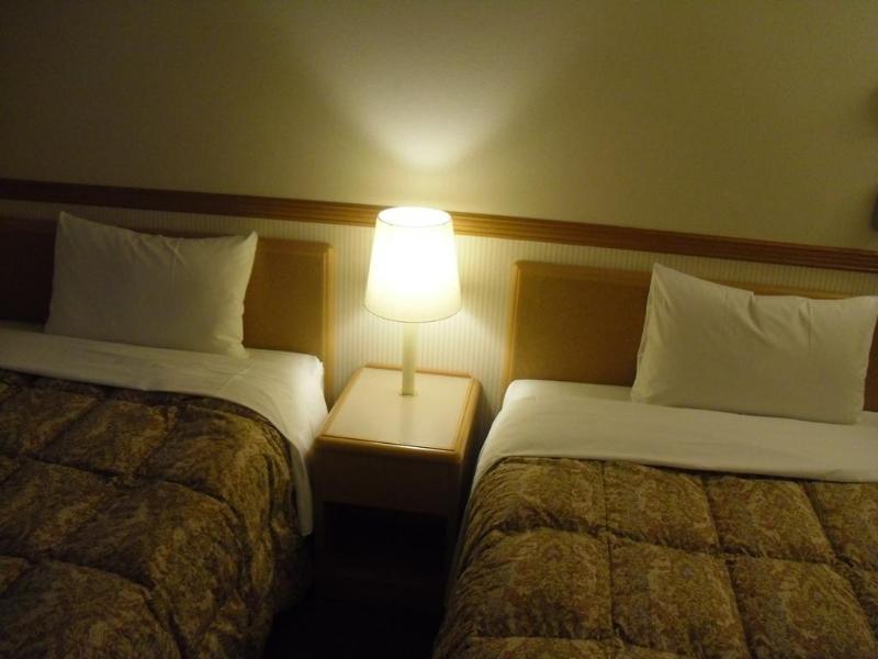 Toyoko Inn Atami Ekimae Extérieur photo