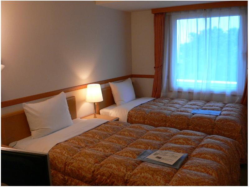 Toyoko Inn Atami Ekimae Extérieur photo